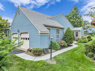 11 John Paul Jones Drive, Monroe, NJ 08831