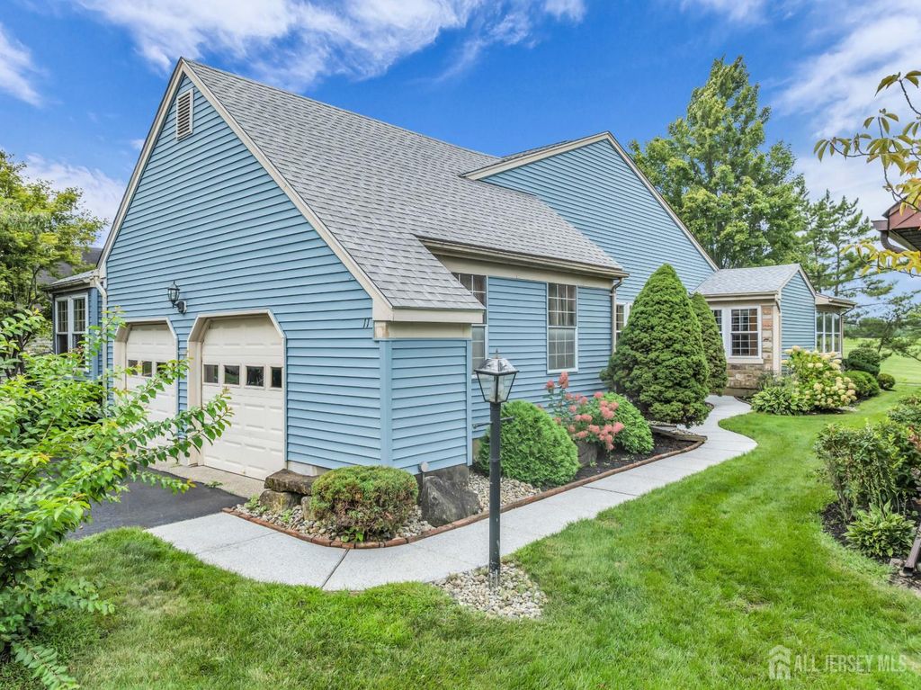 11 John Paul Jones Drive, Monroe, NJ 08831
