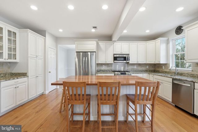 12511 ROYAL CROWN DR, Germantown, MD 20876