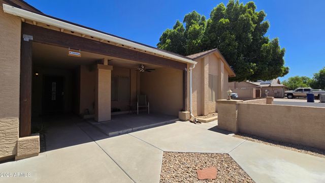 8002 W MARYLAND Avenue, Glendale, AZ 85303