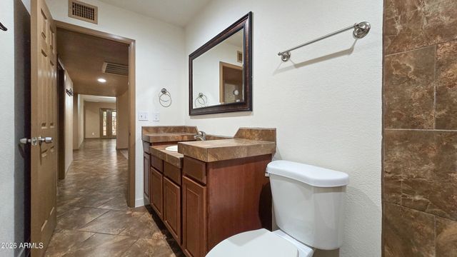 8002 W MARYLAND Avenue, Glendale, AZ 85303