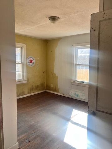 1426 Varnell AVE, Roanoke, VA 24014