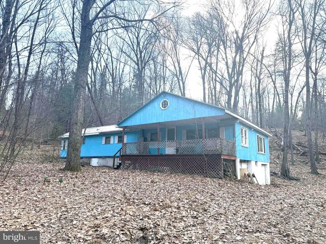 228 PINEBROOK DRIVE, Newport, PA 17074