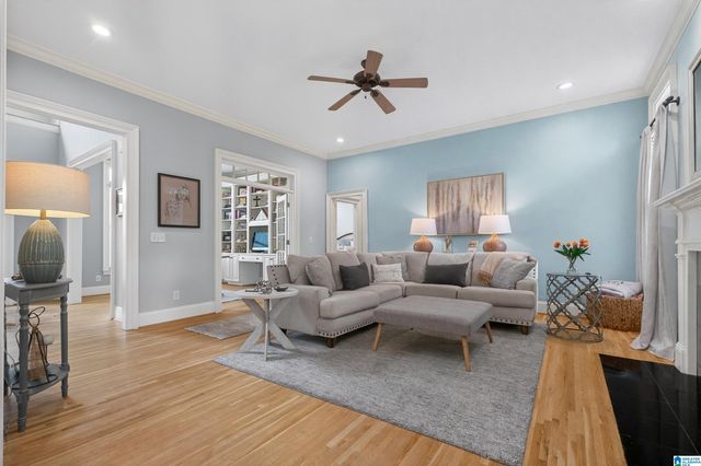 533 LAKE COLONY DRIVE, Vestavia Hills, AL 35242