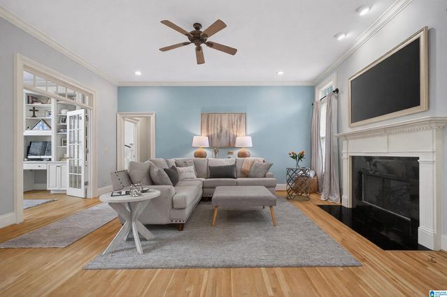 533 LAKE COLONY DRIVE, Vestavia Hills, AL 35242