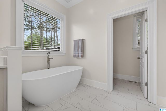 533 LAKE COLONY DRIVE, Vestavia Hills, AL 35242