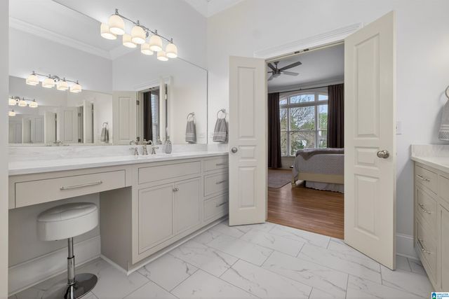 533 LAKE COLONY DRIVE, Vestavia Hills, AL 35242