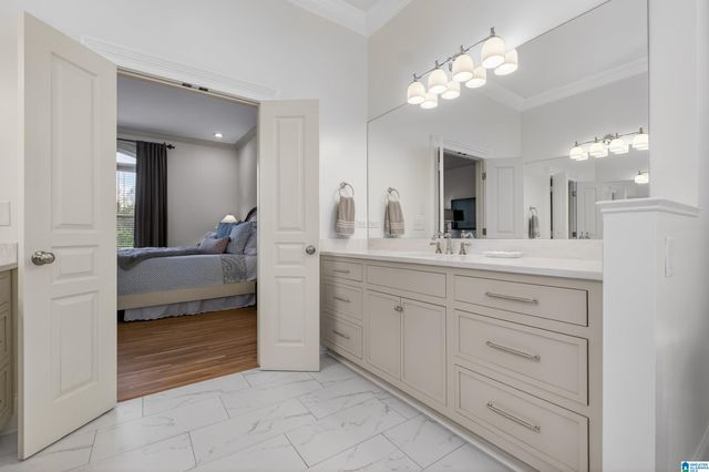 533 LAKE COLONY DRIVE, Vestavia Hills, AL 35242