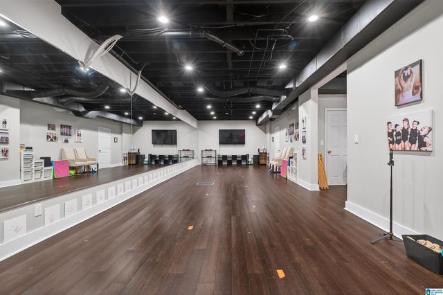 533 LAKE COLONY DRIVE, Vestavia Hills, AL 35242