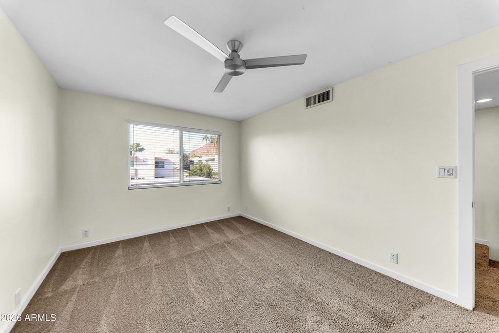 Image 14 of property listing at 4600 N 68TH Street 342, Scottsdale, AZ 85251