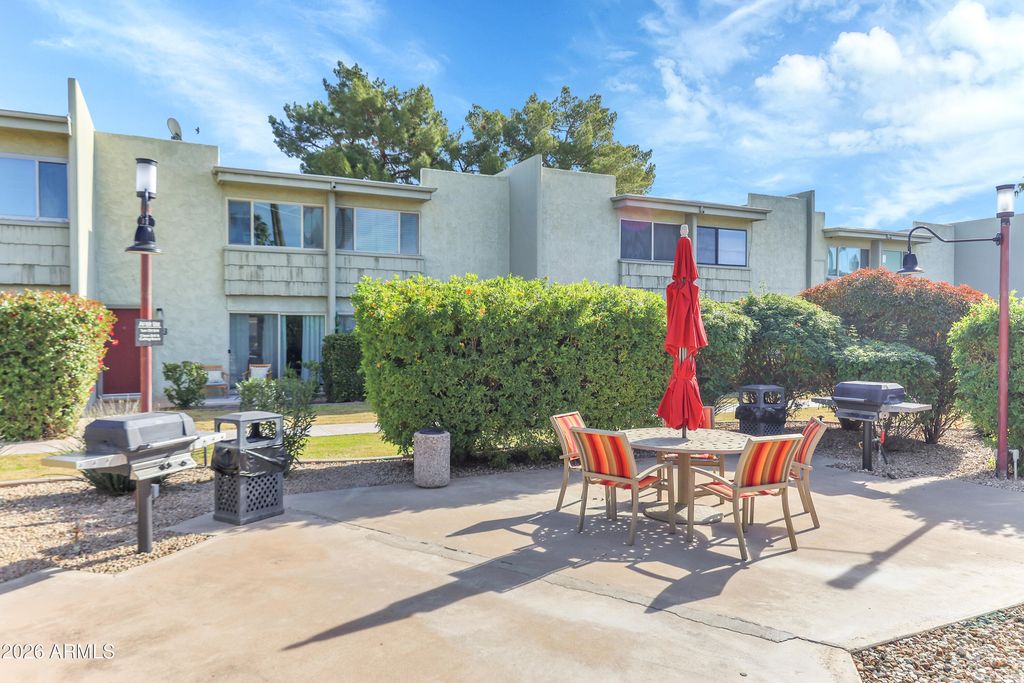 Image 19 of property listing at 4600 N 68TH Street 342, Scottsdale, AZ 85251