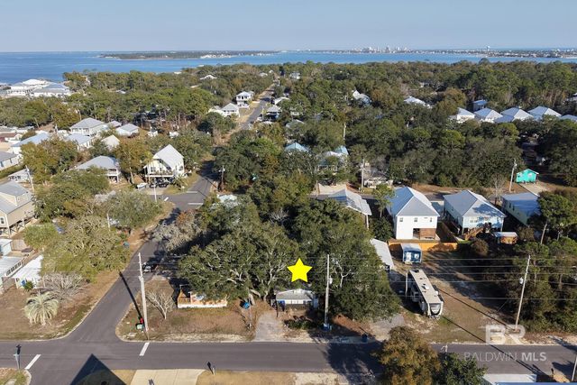 5638 Armadillo Avenue, Orange Beach, AL 36561