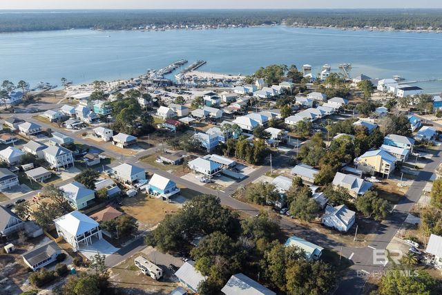 5638 Armadillo Avenue, Orange Beach, AL 36561