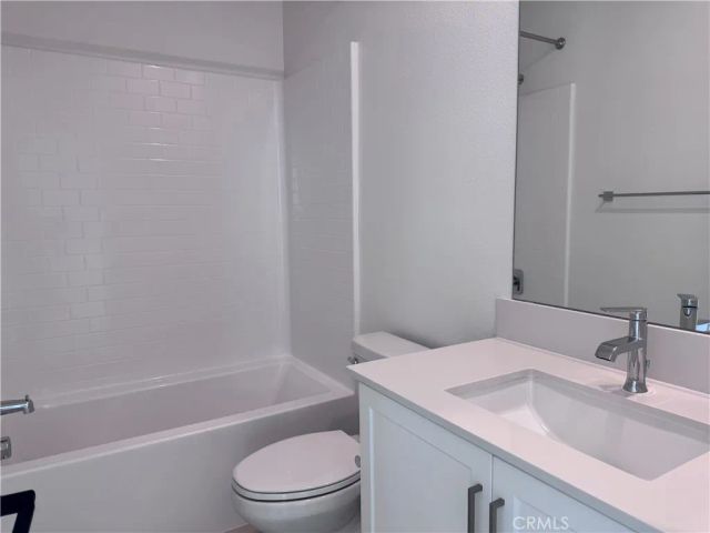 300 Honeysuckle Way, Oceanside, CA 92057
