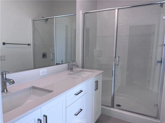 300 Honeysuckle Way, Oceanside, CA 92057