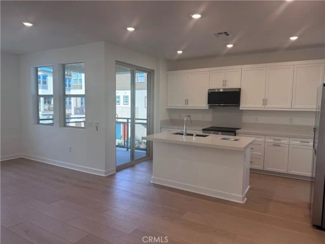 300 Honeysuckle Way, Oceanside, CA 92057