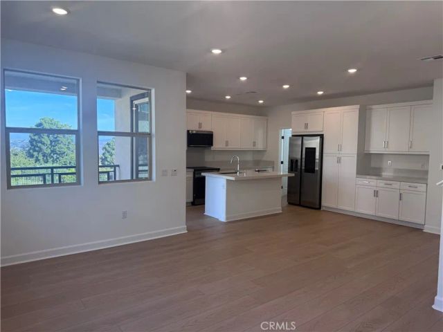 300 Honeysuckle Way, Oceanside, CA 92057
