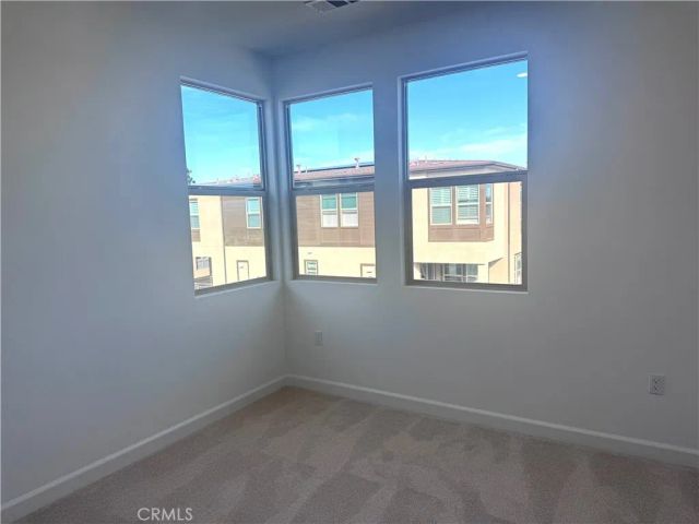 300 Honeysuckle Way, Oceanside, CA 92057