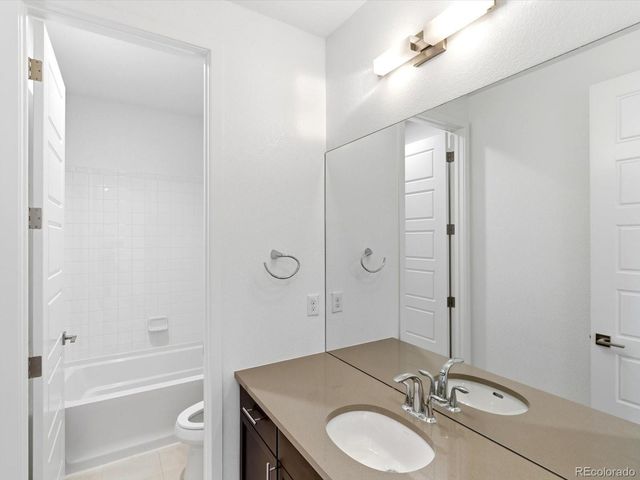 6121 Chester Street, Denver, CO 80238