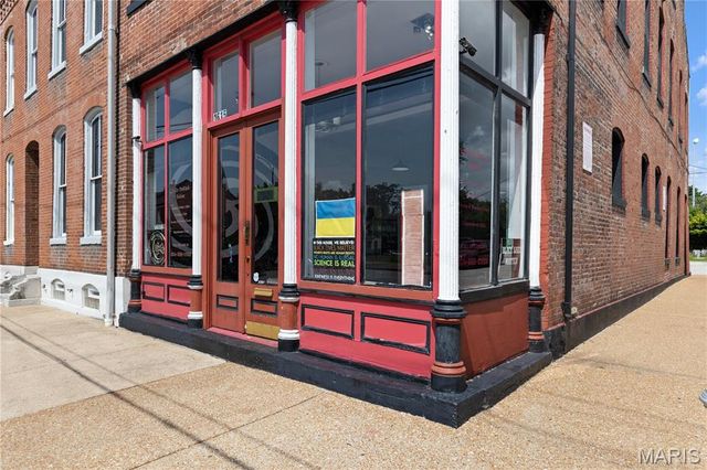 1615 S 9th Street, St Louis, MO 63104