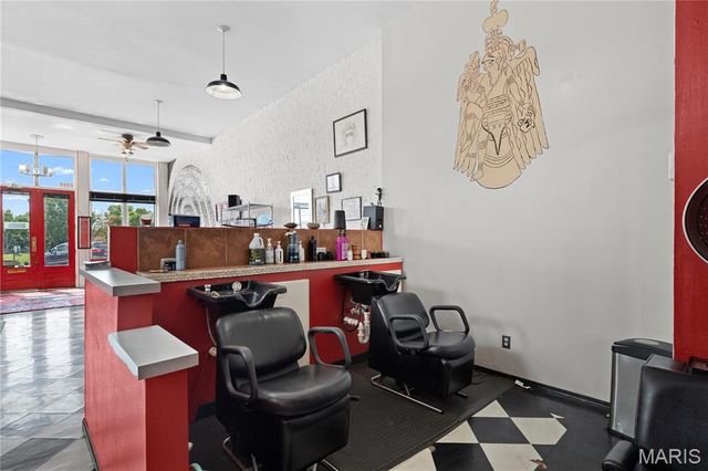 1615 S 9th Street, St Louis, MO 63104