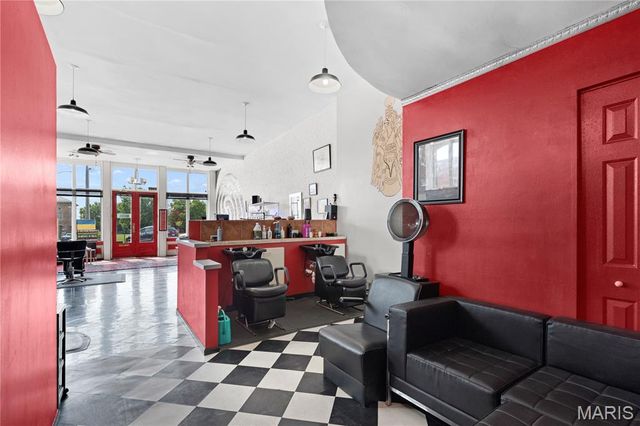 1615 S 9th Street, St Louis, MO 63104