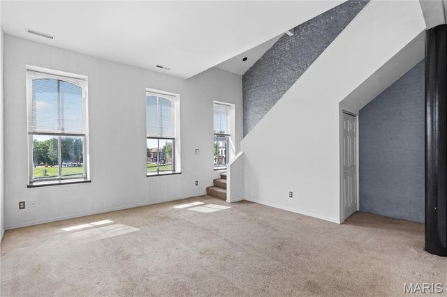 1615 S 9th Street, St Louis, MO 63104