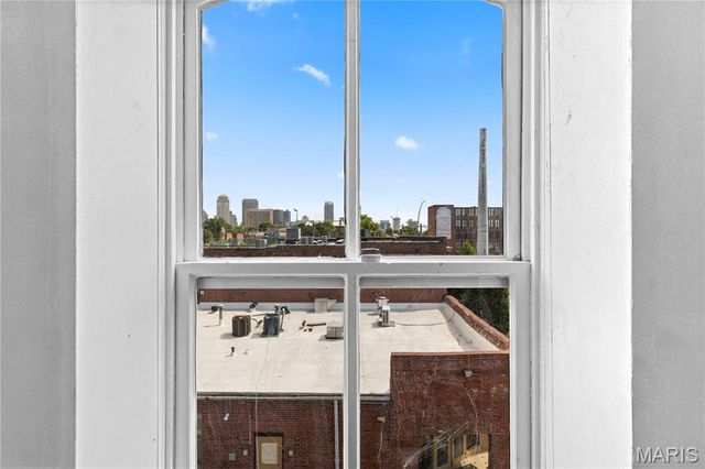 1615 S 9th Street, St Louis, MO 63104