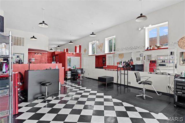 1615 S 9th Street, St Louis, MO 63104