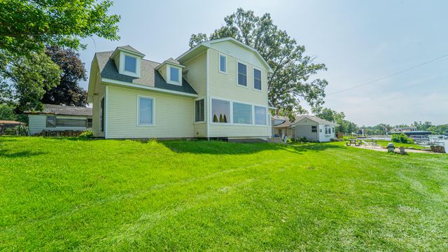 7516 W 136th Lane, Cedar Lake, IN 46303