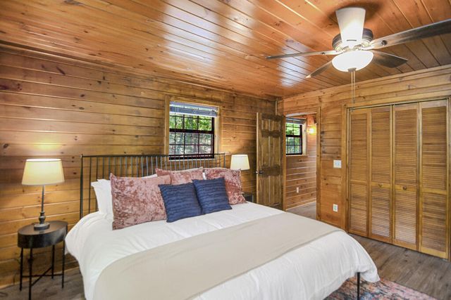 136 Fox Run Drive, Blue Ridge, GA 30513
