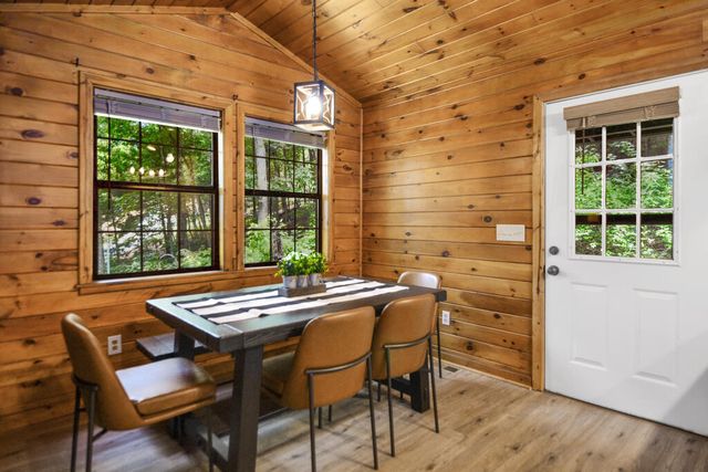 136 Fox Run Drive, Blue Ridge, GA 30513