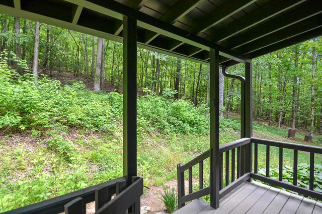 136 Fox Run Drive, Blue Ridge, GA 30513