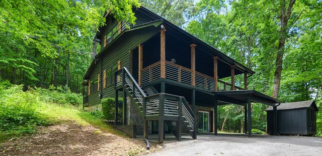 136 Fox Run Drive, Blue Ridge, GA 30513