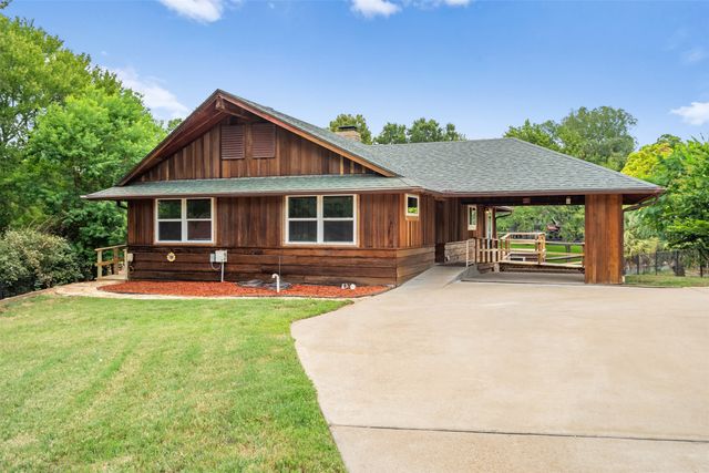 101 Royal Circle, Tool, TX 75143