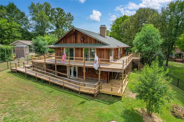 101 Royal Circle, Tool, TX 75143