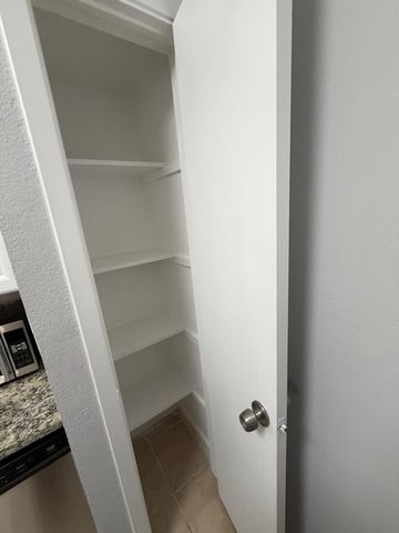 24 Abbey Road, Euless, TX 76039