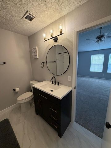 24 Abbey Road, Euless, TX 76039