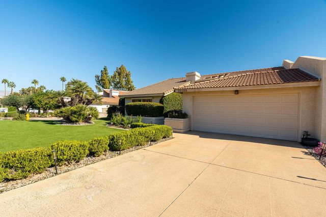 39196 Sweetwater Drive, Palm Desert, CA 92211
