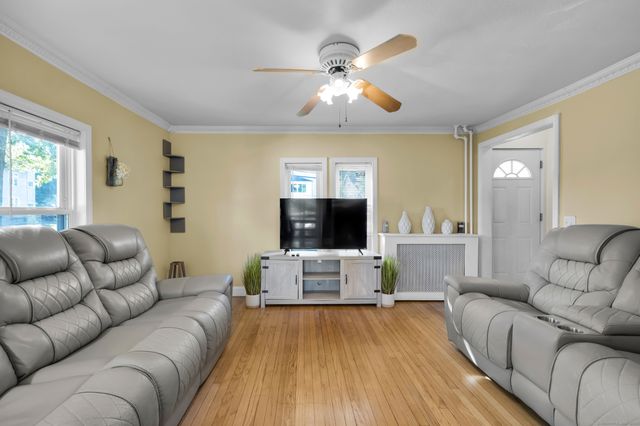 94 Larrabee Street, East Hartford, CT 06108