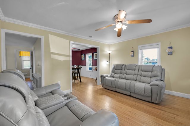 94 Larrabee Street, East Hartford, CT 06108