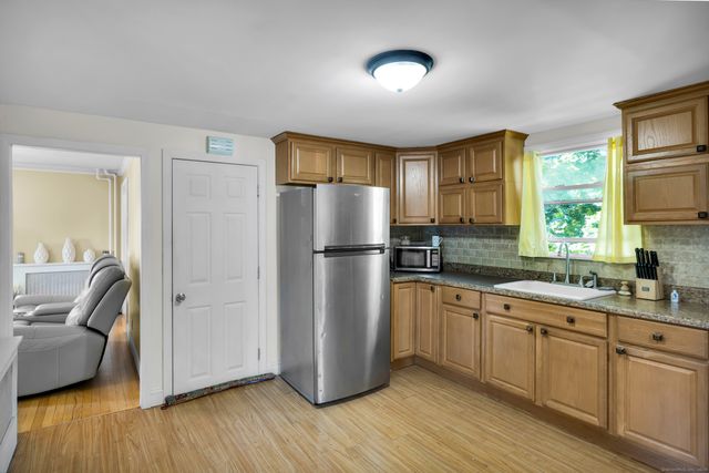 94 Larrabee Street, East Hartford, CT 06108
