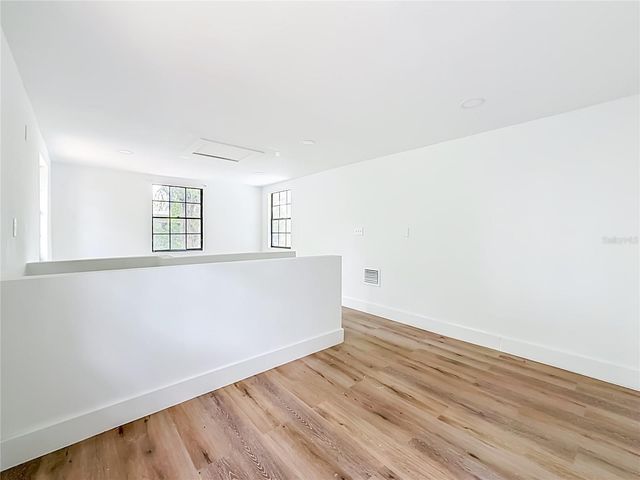 6705 N ELIZABETH STREET, Tampa, FL 33604