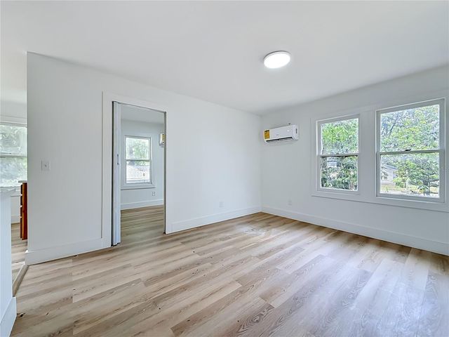 6705 N ELIZABETH STREET, Tampa, FL 33604