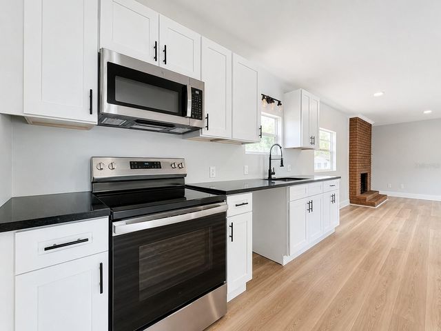 6705 N ELIZABETH STREET, Tampa, FL 33604