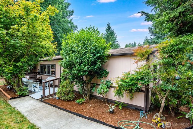 3805 College Street SE #16, Lacey, WA 98503