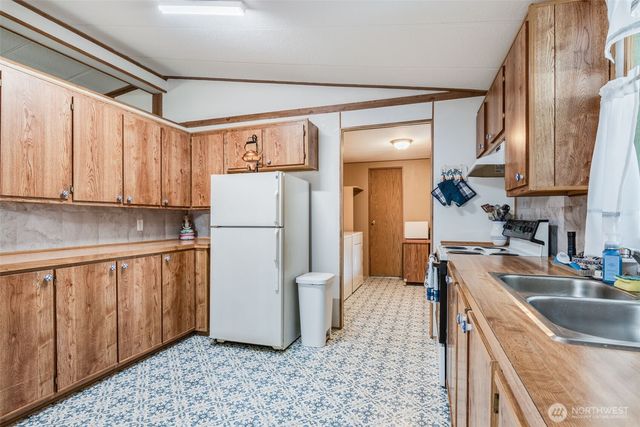 3805 College Street SE #16, Lacey, WA 98503