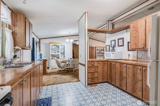 3805 College Street SE #16, Lacey, WA 98503