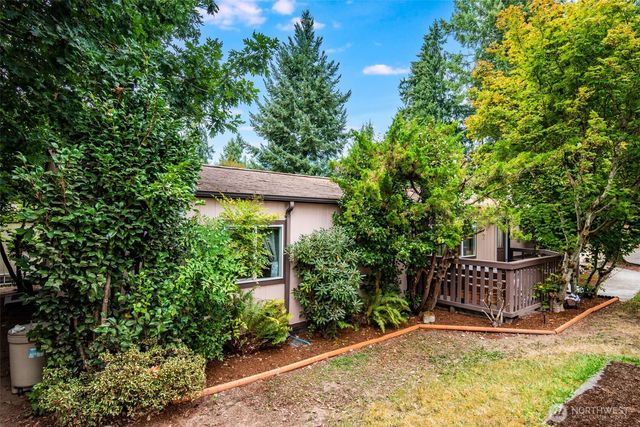 3805 College Street SE #16, Lacey, WA 98503