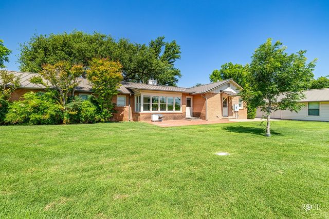 1322 S Monroe St, San Angelo, TX 76901